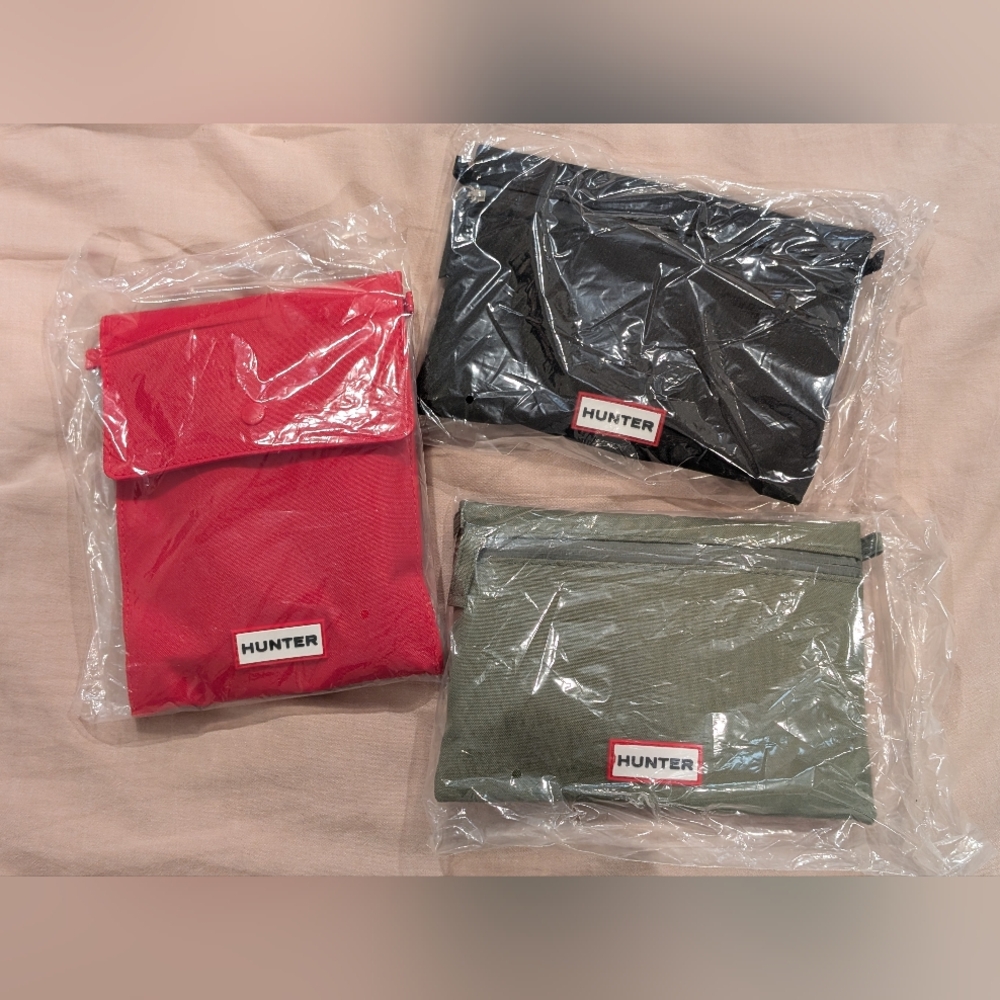 Eva Air x Hunter Overnight Kit  Compact Packable Pouch Trio